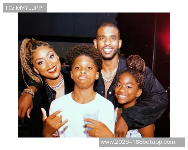 老保罗重返赛场引发儿子CP4调侃称赞大叔依旧锋芒毕露